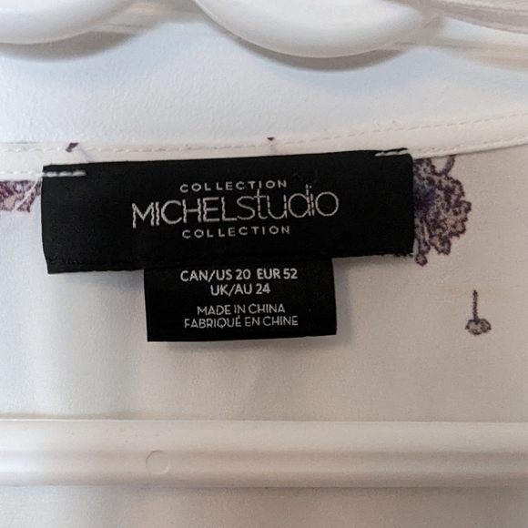 Michel Studio Plus size mini dress or tunic , White with dragonfly and flower - Picture 7 of 11